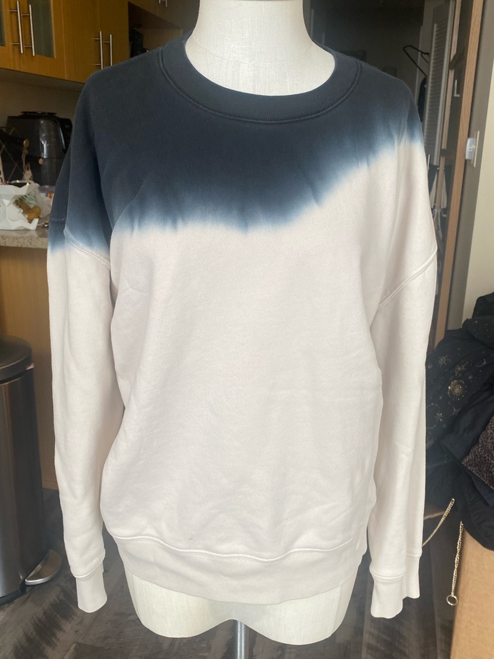 ATM Anthony Thomas Melillo Black and Cream Ombre Crewneck Sweater